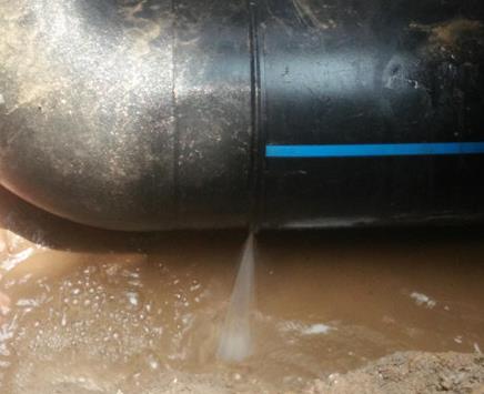 台前楼顶渗水维修公司为大家分享下台前卫生间漏水维修修补技术!